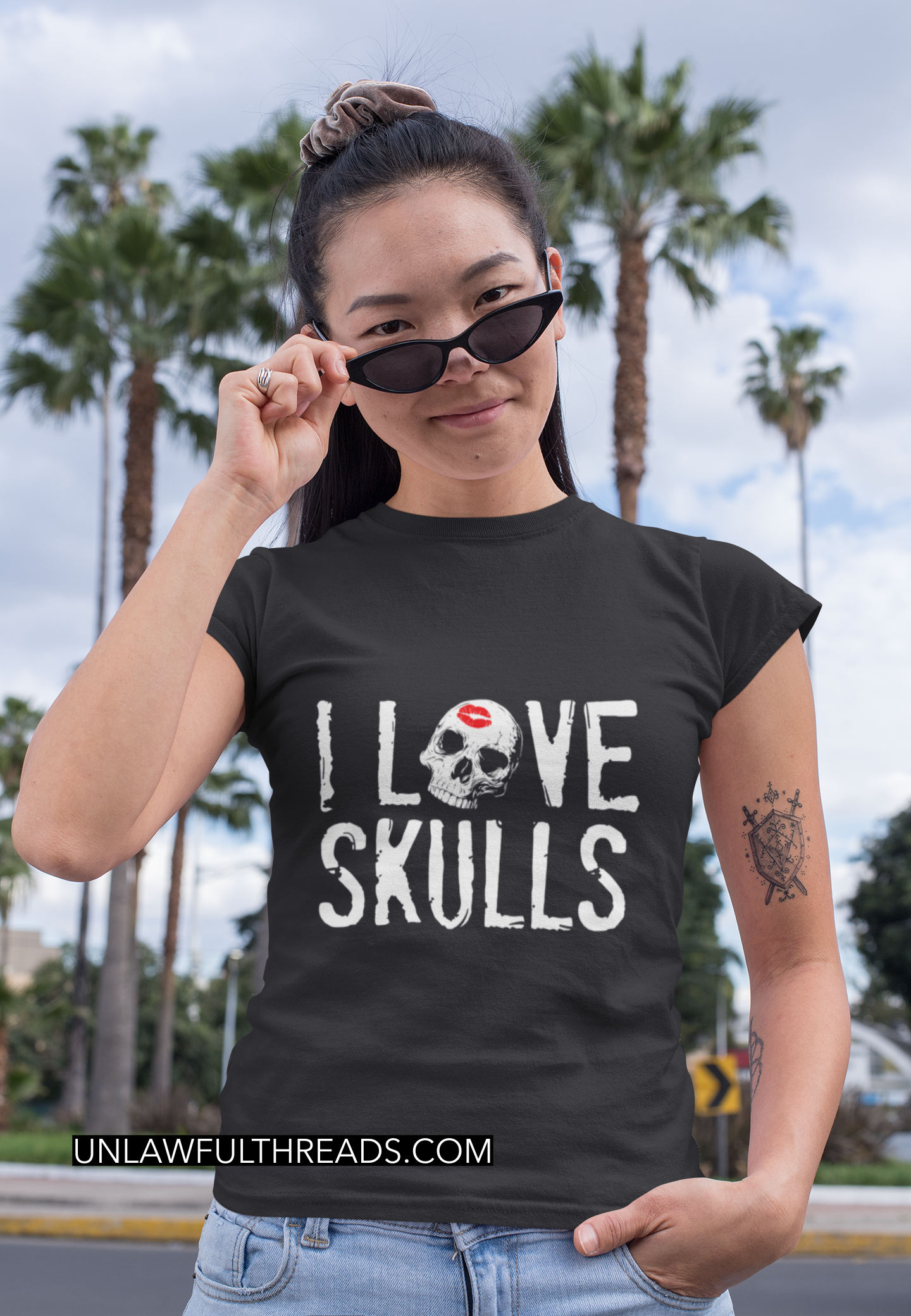 I Love Skulls shirt mug or tote