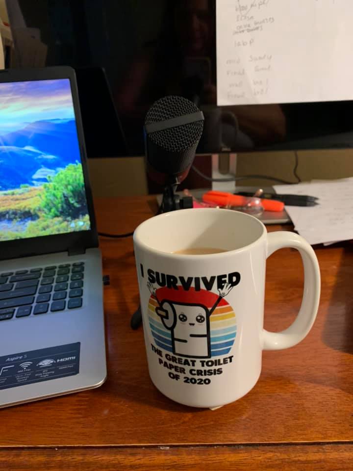 I survived the great toilet paper crisis of 2020 coffee mug 15oz Mug